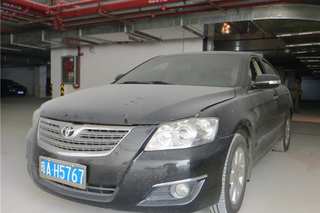 小型轿车